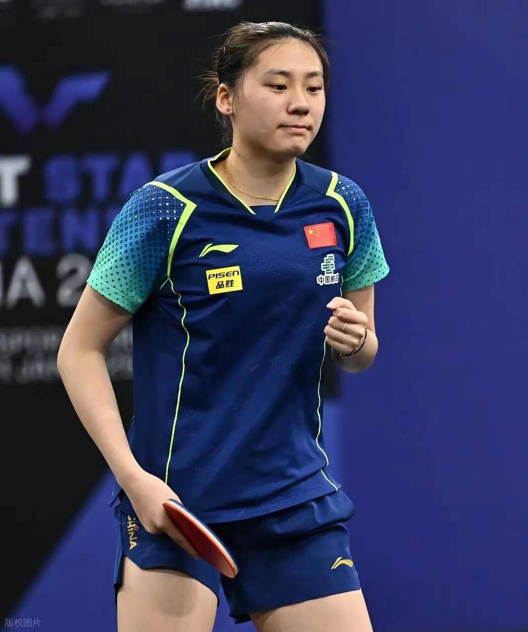 曝出一则振 曝出一则振