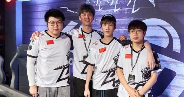 让小球员们 让小球员们