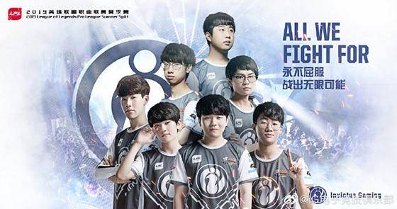 许多球迷的 许多球迷的